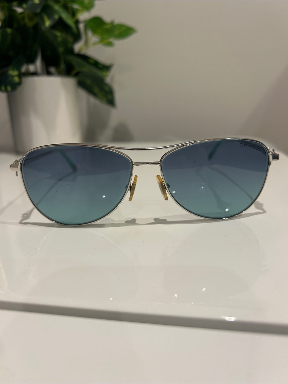 Tiffany & Co. Silver Aviator Sunglasses with Blue Gradient Lenses and Bow detail